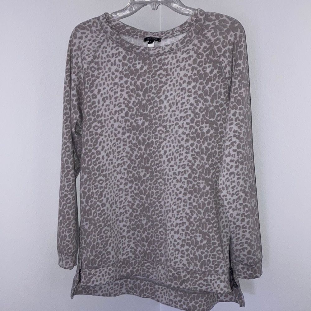 Stella & Dot Zip Pullover Grey Leopard
